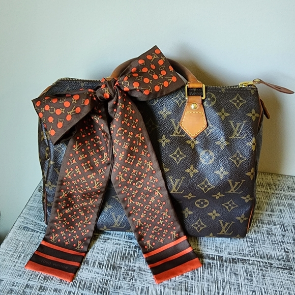 Louis Vuitton Perforated Bandeau Red/Orange ~ Limited Edition - Picture 8 of 8